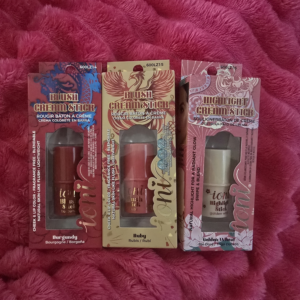 Blush and Highlight Cream Stick Set